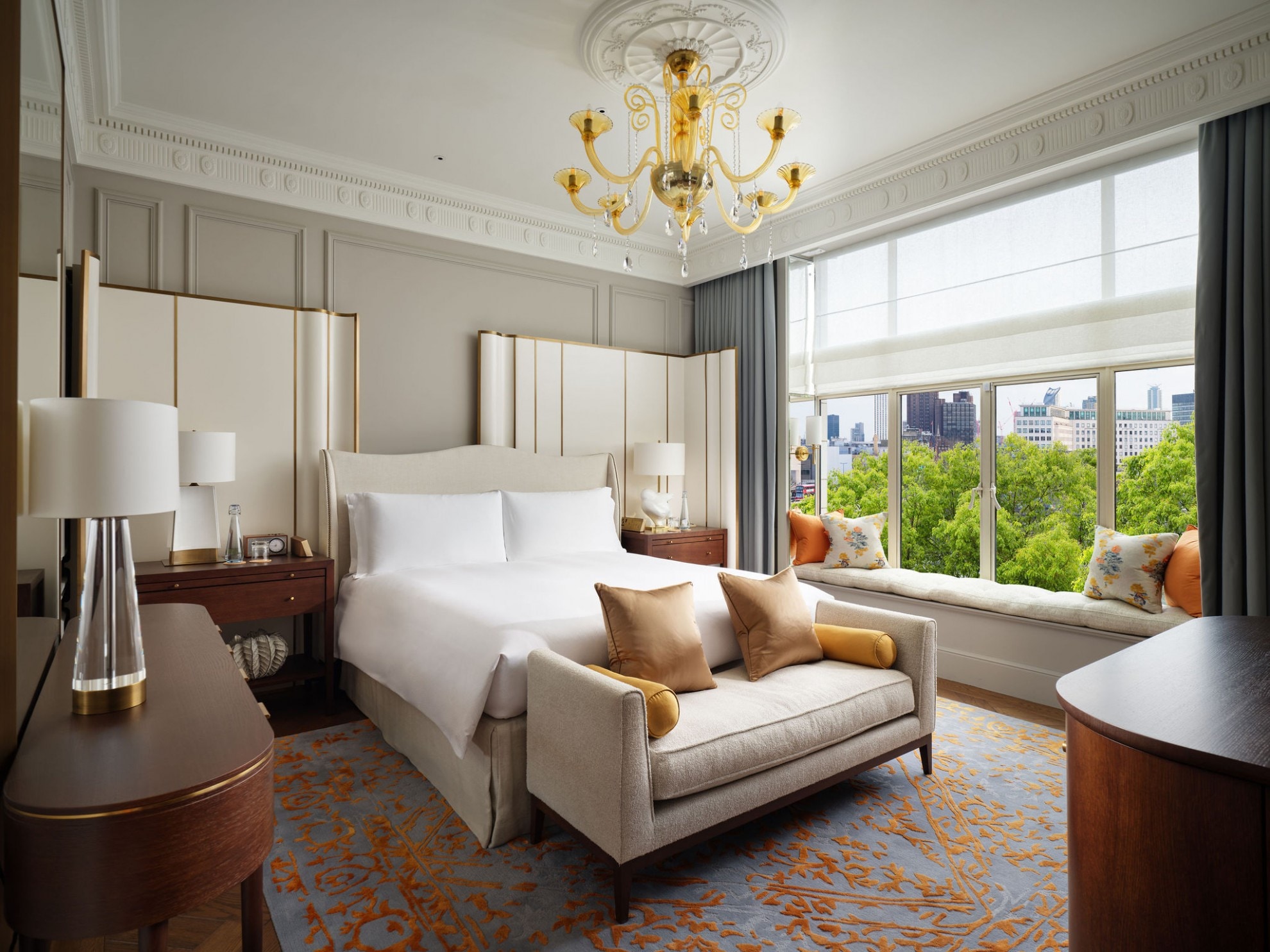The Savoy London: Historic River Thames Art Deco & Savoy Grill Guide 2026