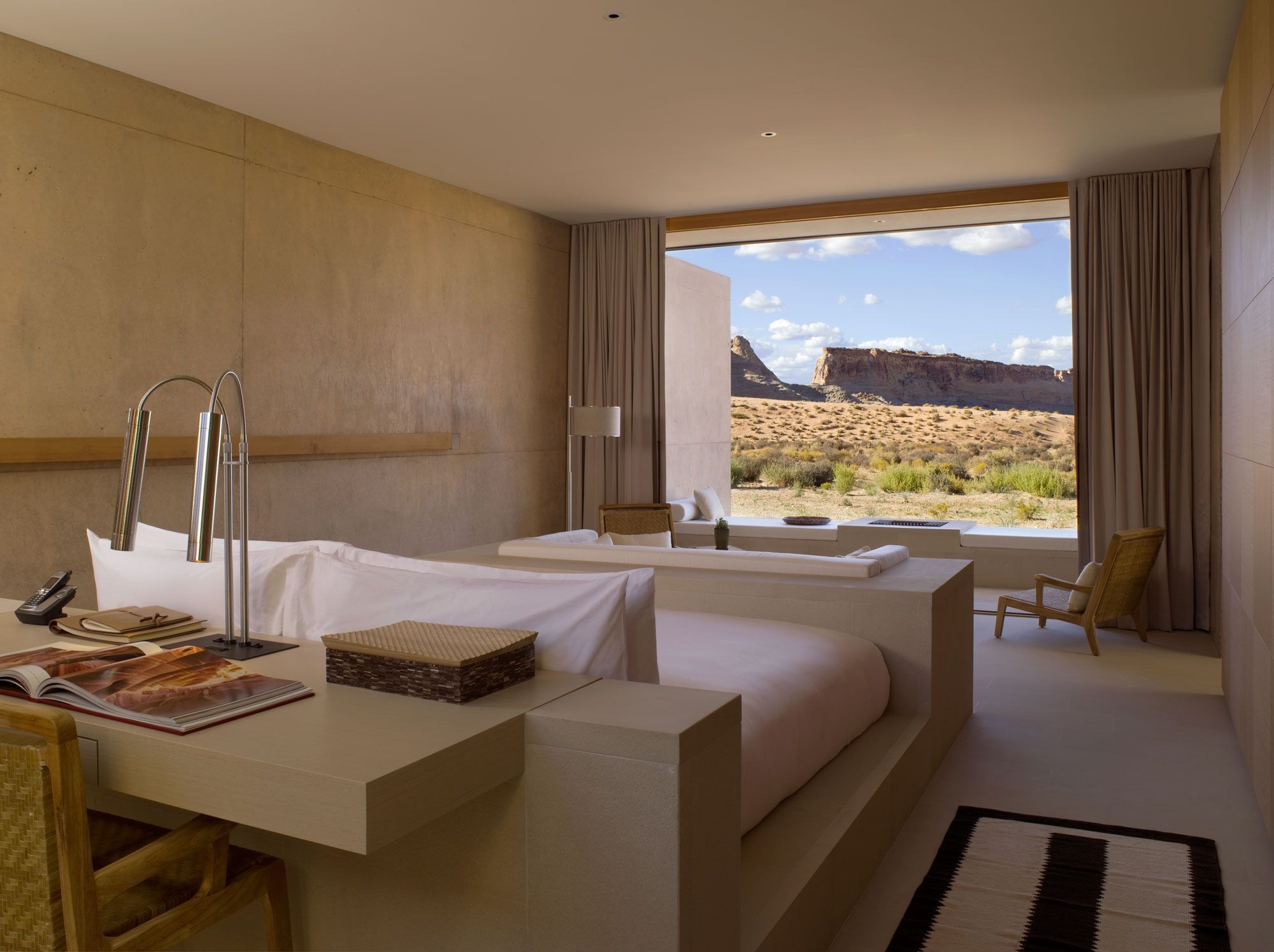 Amangiri Canyon Point Utah: Desert Monolith Sanctuary & Sunken Rock Pool Guide 2026